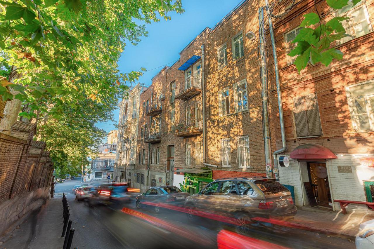 Tbilisi Home,View On Gvinis Karkhana Wine Factory Экстерьер фото